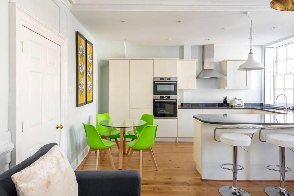 Beautiful Apartment, Incredible Central Location Bath Exterior foto